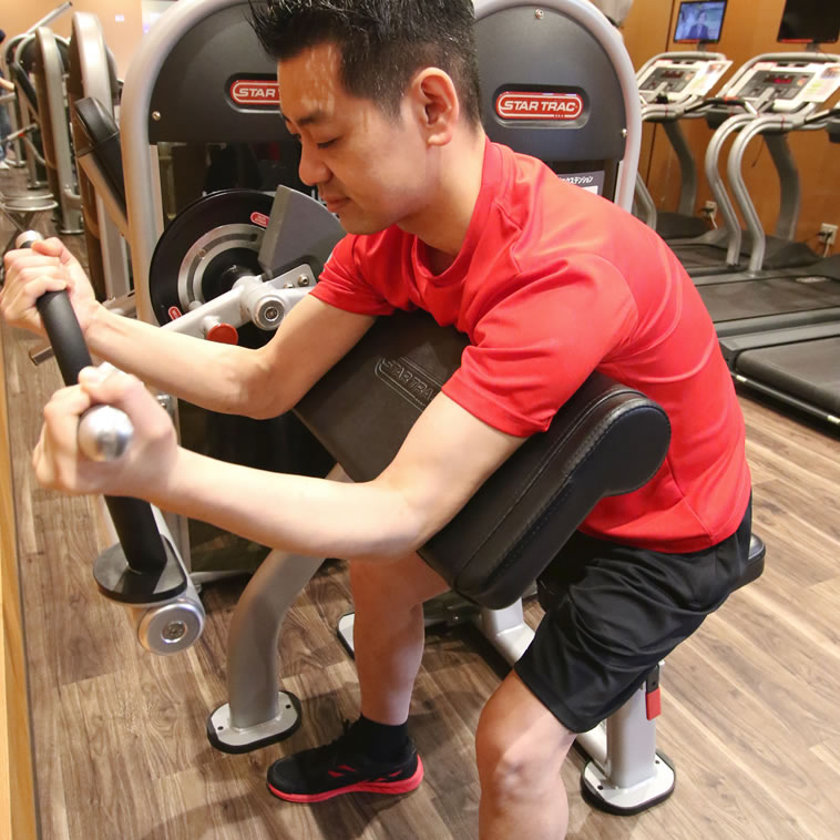 バイセップカール